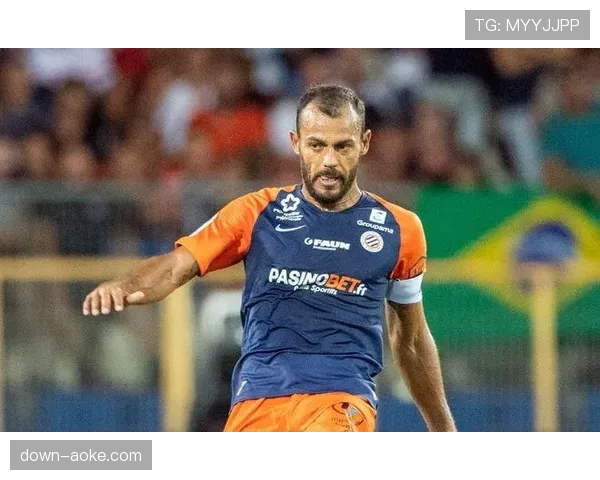 特写：老将的智慧，看33岁中场如何通过节奏变化而非绝对速度完成肋部摆脱